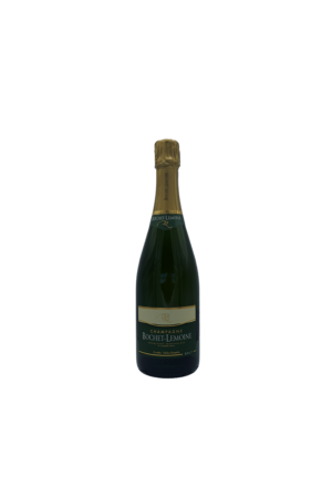 Photo Brut, appellation Champagne. 21.50€, finesse, notes d'abricot et de pêche, 8°C.