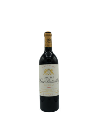 Château Haut Batailley - 1993, nez puissant de fruits noirs et d'épices. Finale avec des notes de cuir et de bois.